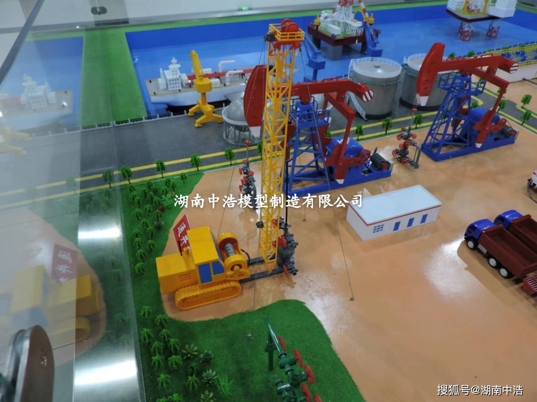 石油钻井模型 模型钻井石油_操作_转速比_细节