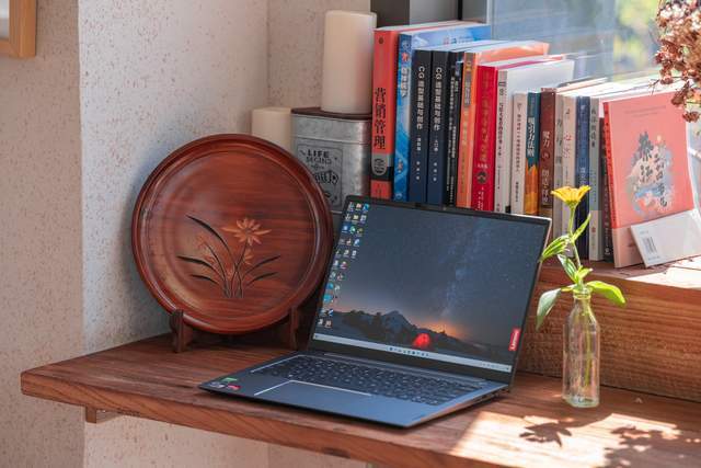 AMD 锐龙 7 6800H + RTX 2050 的 ThinkBook 14+,如何在轻薄本里卷出新境界?