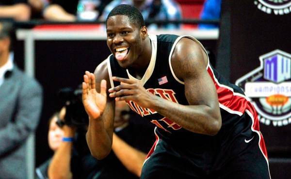 最水状元本内特在nba打了4年,赚了多少钱?_新秀_赛季_1