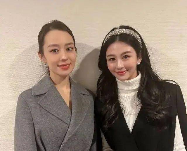 沈月自己肯定是想要当唱跳歌手,而不是继承妈妈的事业当演员.