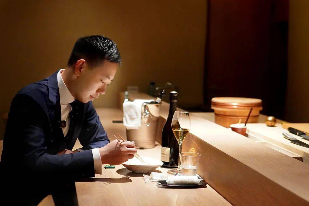 餐酒搭配很难很玄？侍酒师 Arneis 武肖彬分享香槟搭配 3 大心法 ！_酸度_Brut_Noirs