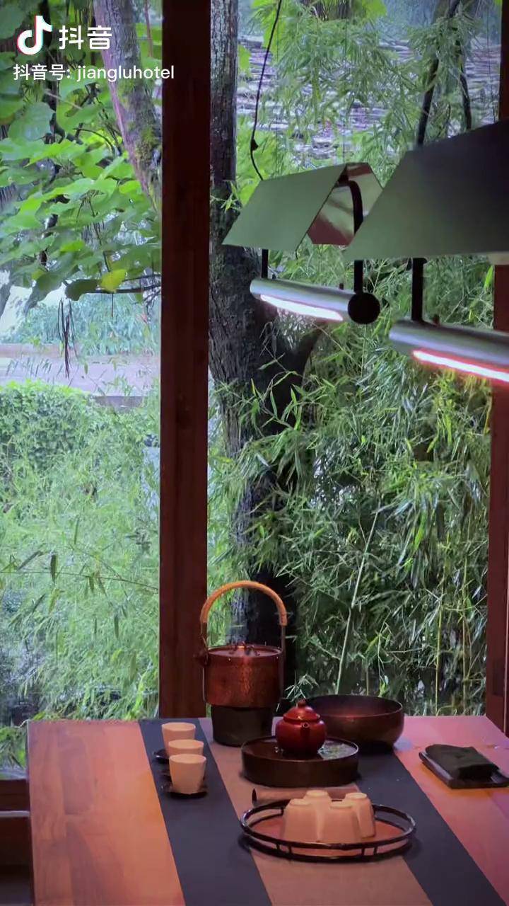 艾特一个喜欢听雨喝茶的人.治愈 茶_治愈_艾特