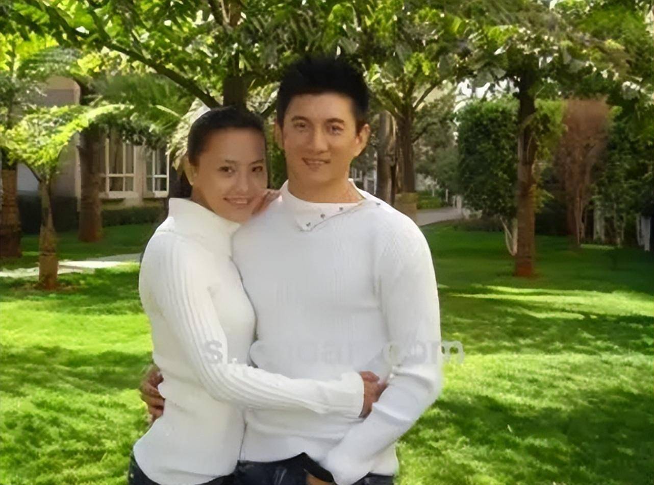 吴奇隆前妻丈夫图片