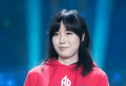 ag菲菲为一诺发声,称一诺高冷调皮傲娇纯粹,拒绝恶意造谣_比赛_选手