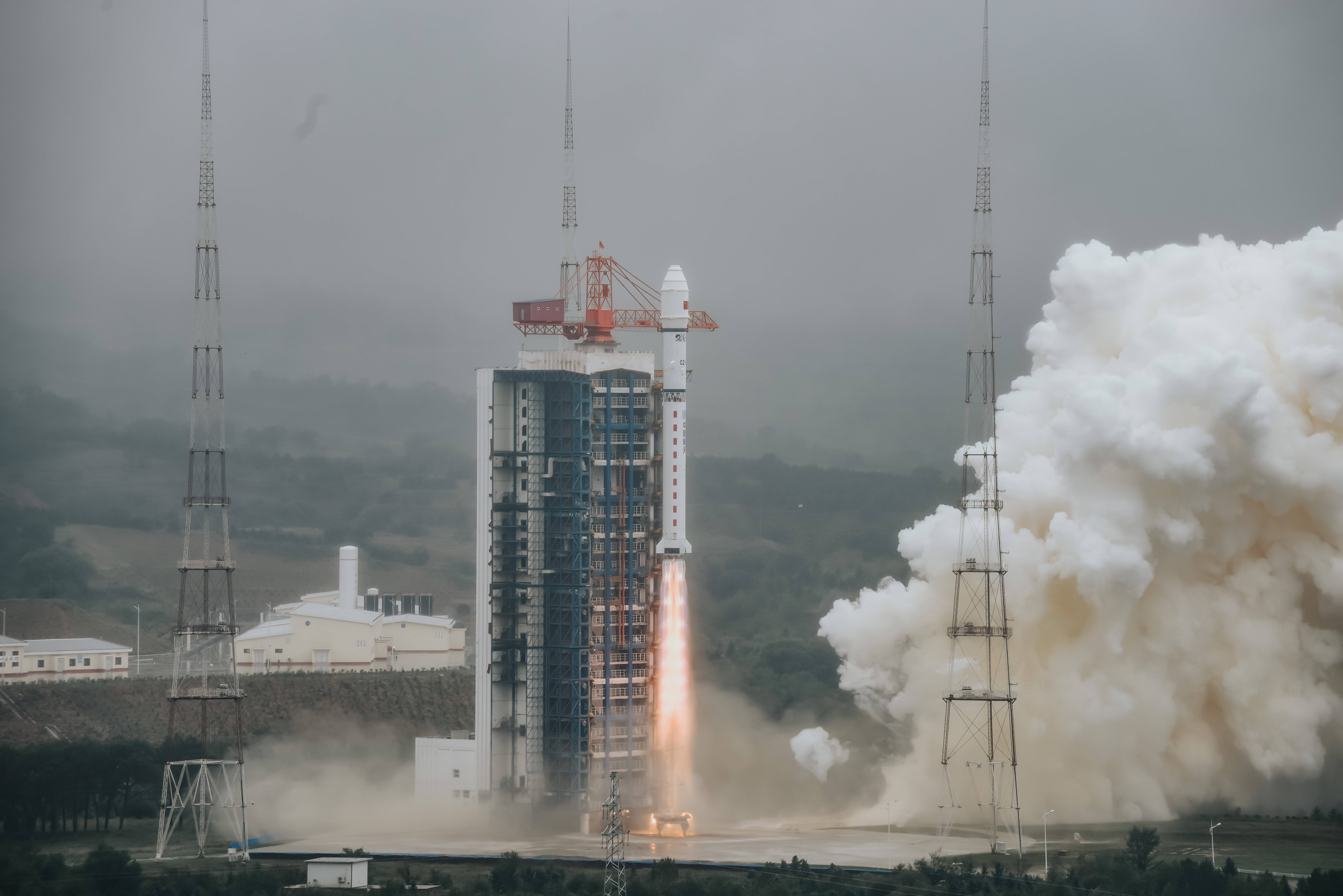 长征二号丁运载火箭又一次圆满成功