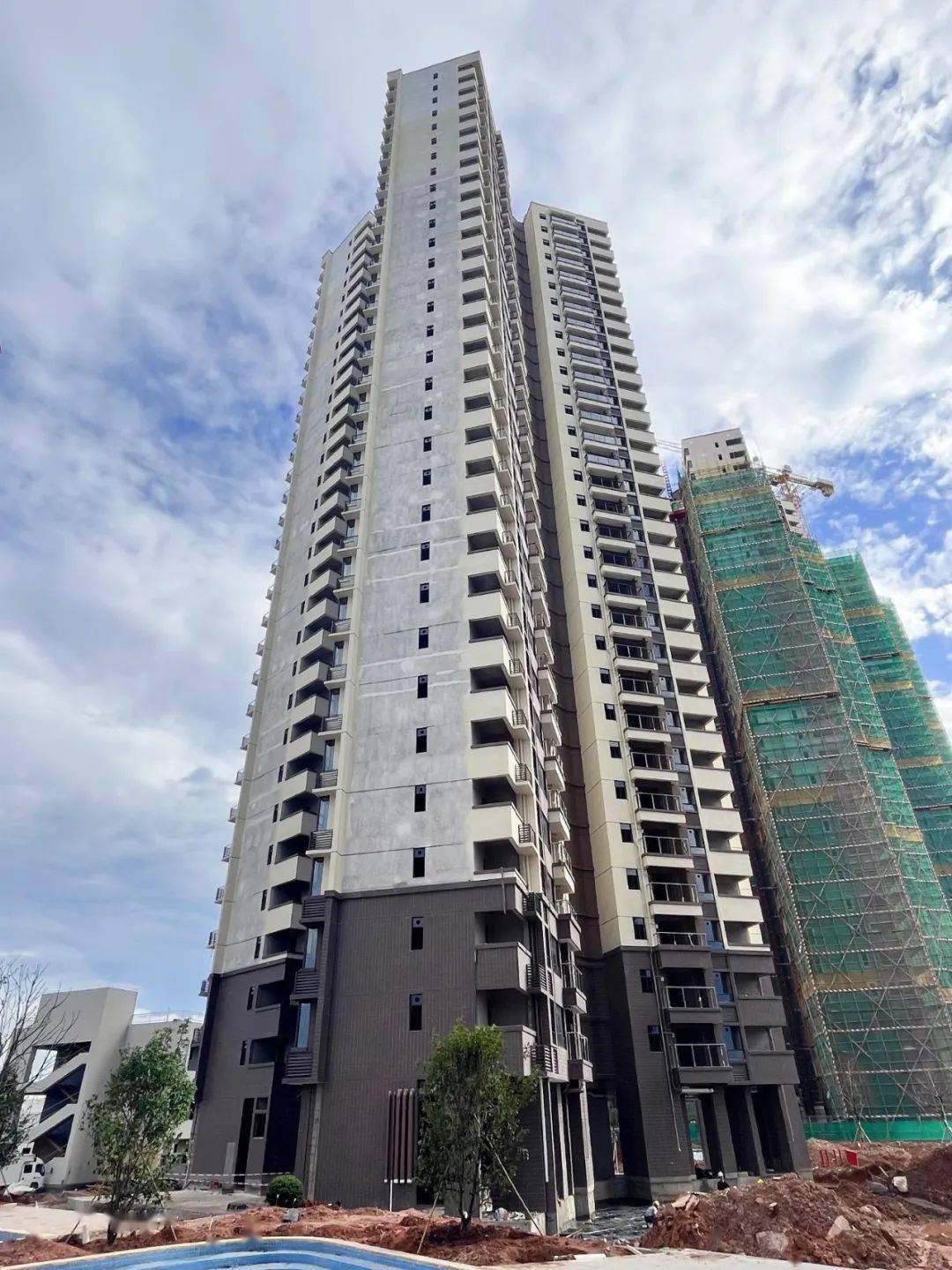 御景豪园八月家书 | 暑意渐消退 秋韵传家音_河源_外架_施工