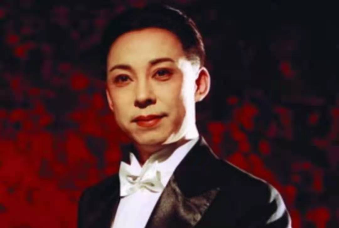 于魁智和梁以薇的爱情:一个爱吃西餐,另一个爱吃炸酱面_京剧_香港
