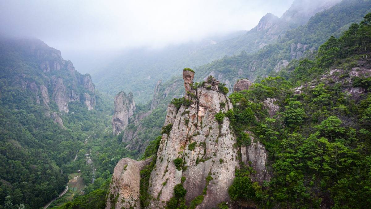 浙江最富诗意的山，有中华九大名山之首，还有“诗仙”李白梦中圣山