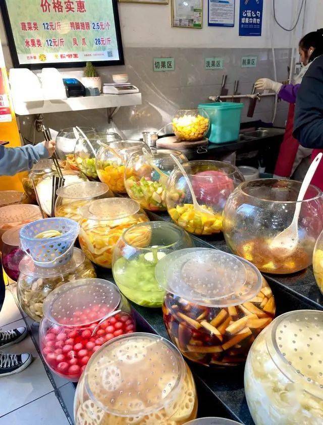 让我们一起去南宁这些酸野店找回"丢失"的胃口!_味道_地址_口味