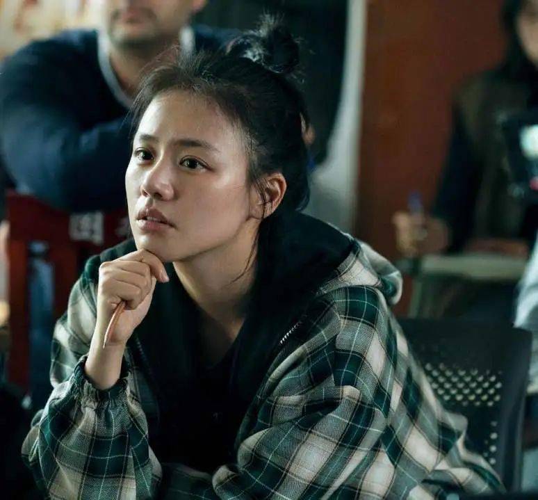 某一刻,她成为了《断61桥》中的闻晓雨 | 专访马思纯_李玉_角色