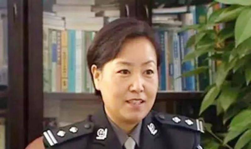 警界女英任长霞:打掉郑州第一涉黑团伙,葬礼万人空巷