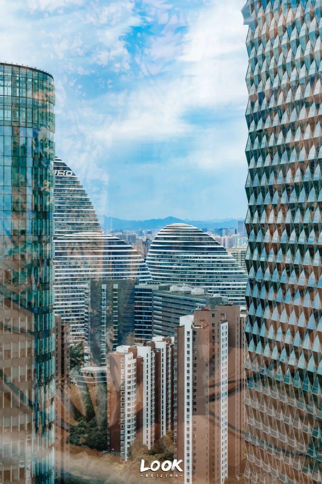 望京最美观景台 · 27层「空中绿洲」 | 北京look_生活_美学_电影放映
