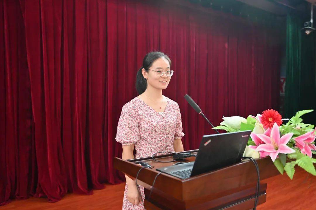 04王圆圆老师展示的是《认识百分数》这个课例.