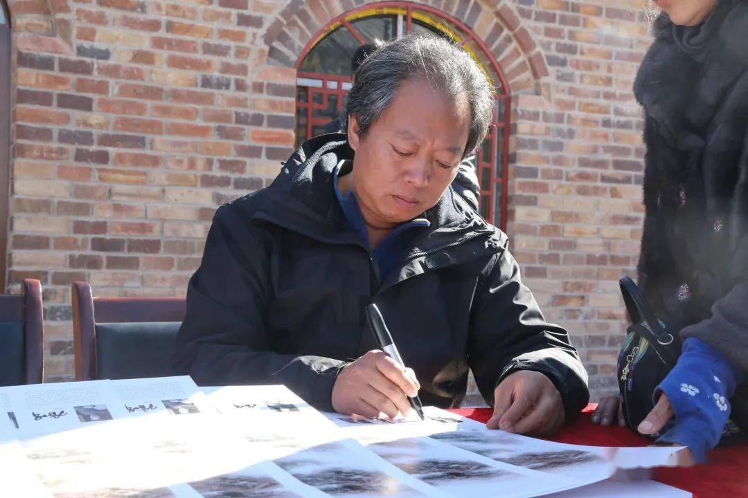 严维佳【书画长廊】画家王肖峰的陈炉情结_作品_西安_先生