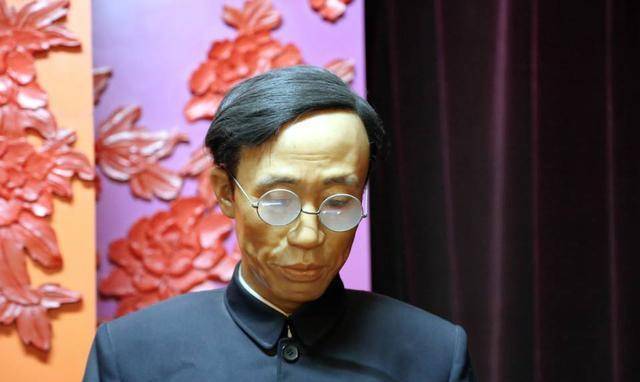 末代皇帝溥仪这一生该如何评价?