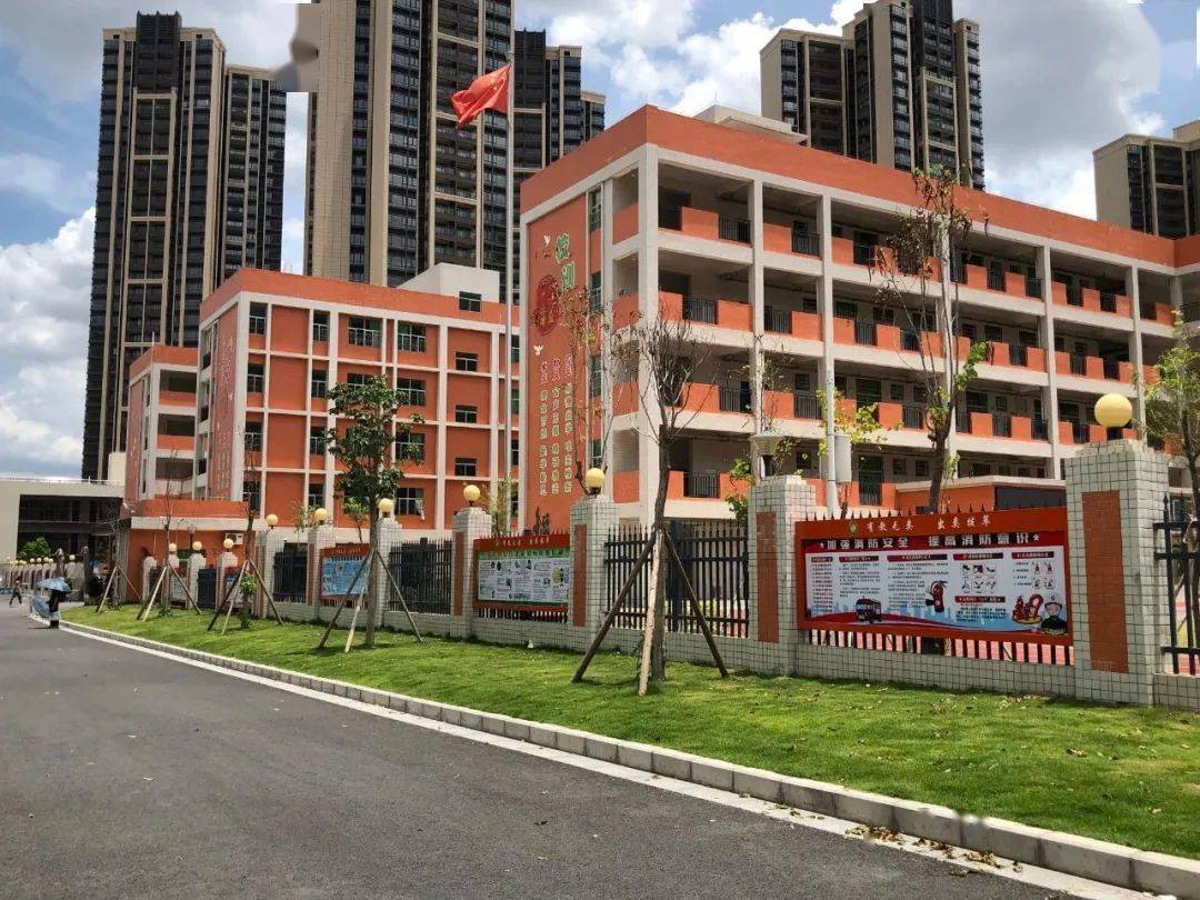 惠州市惠城区红花湖小学(原城区二十五小)招聘_社保_薪资_大专