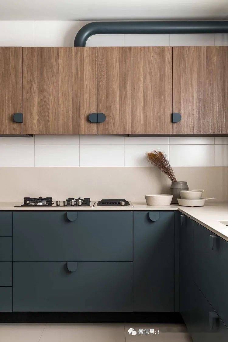 拼色款橱柜是点睛之笔#fashion趋势#_色彩_粉色_的设计