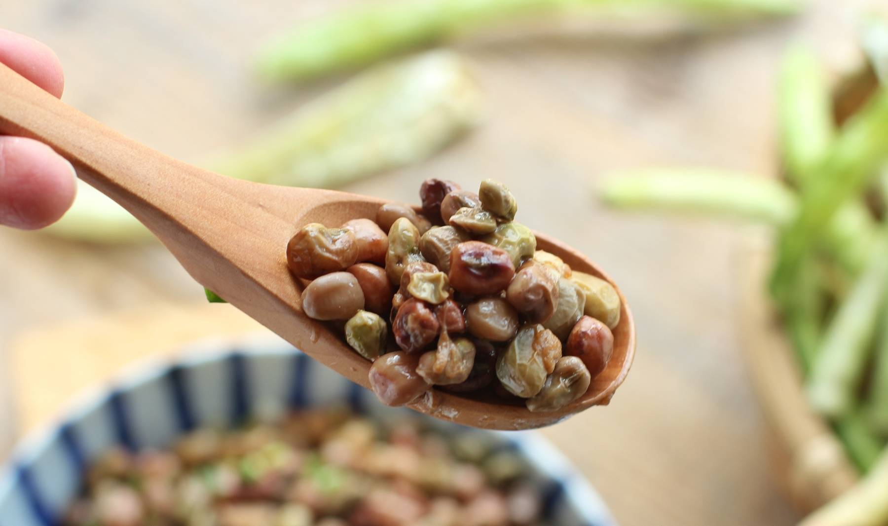 老家带来的蔬菜,城里有钱买不到,网友:好多年没吃了,眼馋_豇豆_小时候