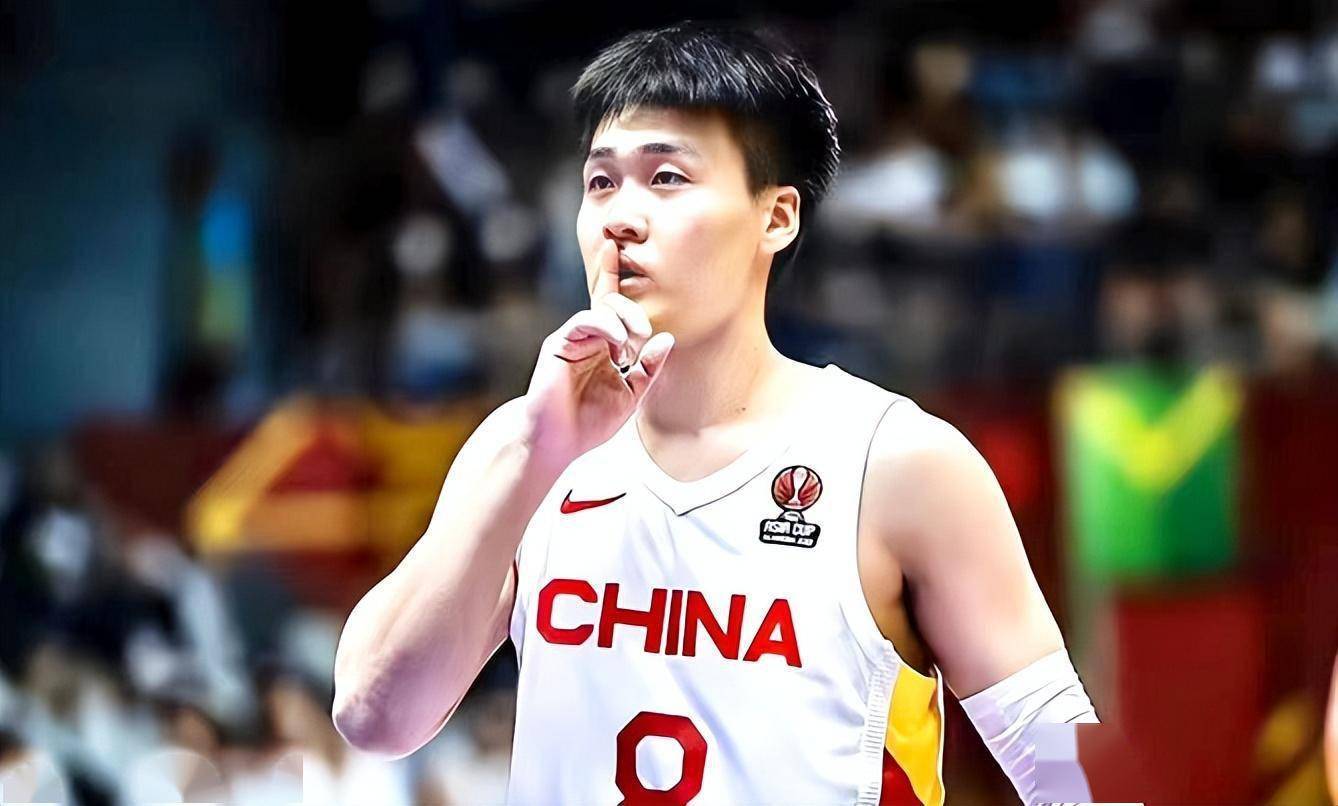 引用乔丹詹皇名言!赵睿晒穿广东球衣照片,暗示将续约留队