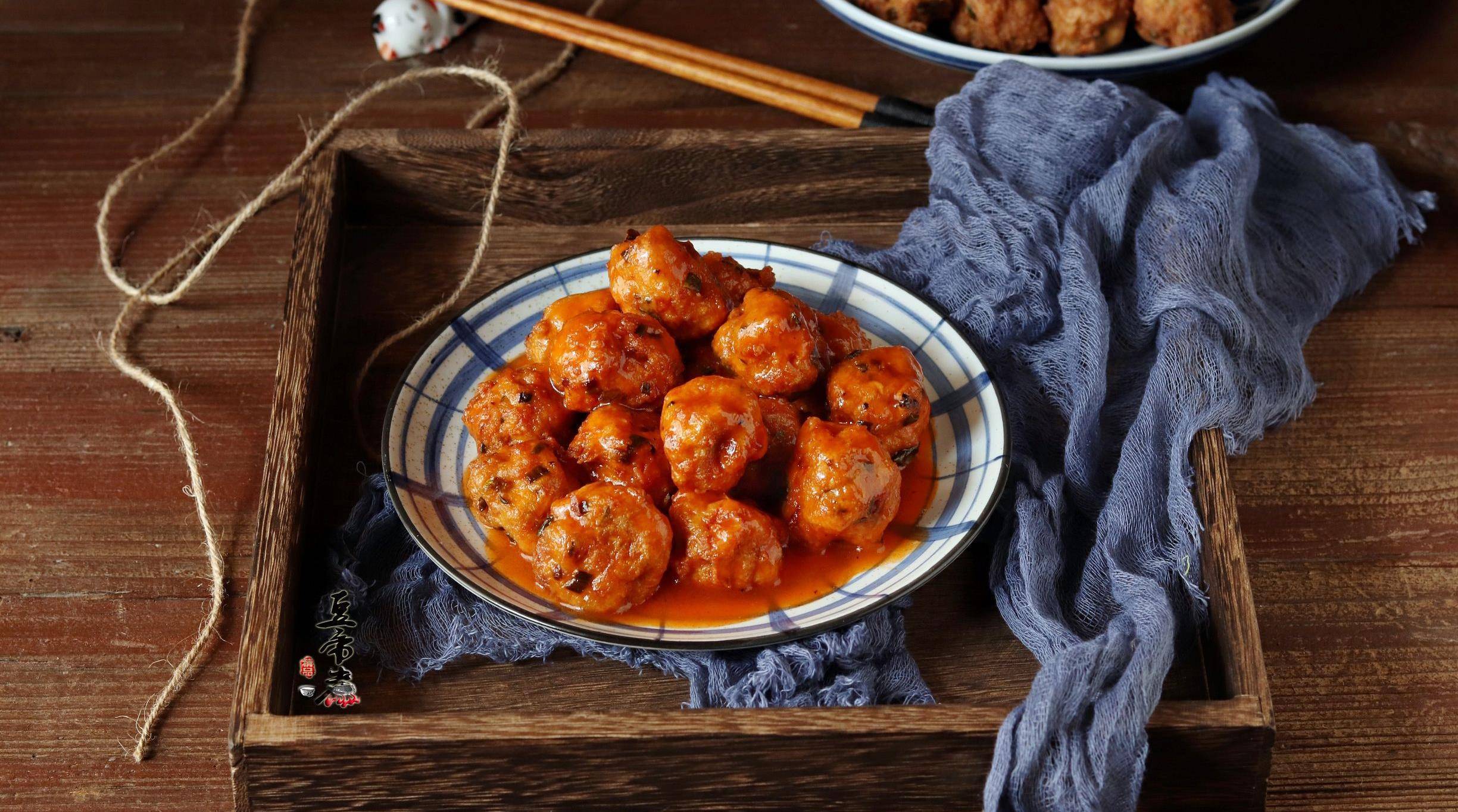 炸豆腐肉丸子就要这么做,好吃又香特有味,孩子吃完一盘还想要_做法