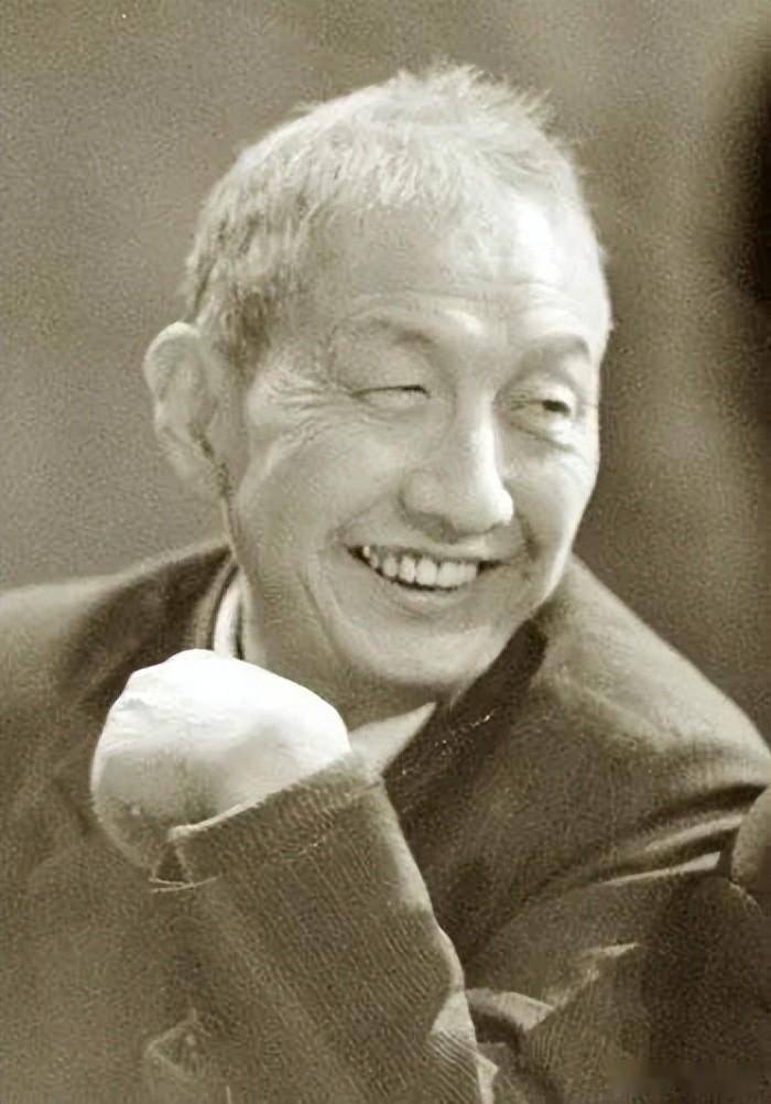 黄宗洛:当不了人艺舞台上的男一号,却成了不可或缺的龙套大师_北京