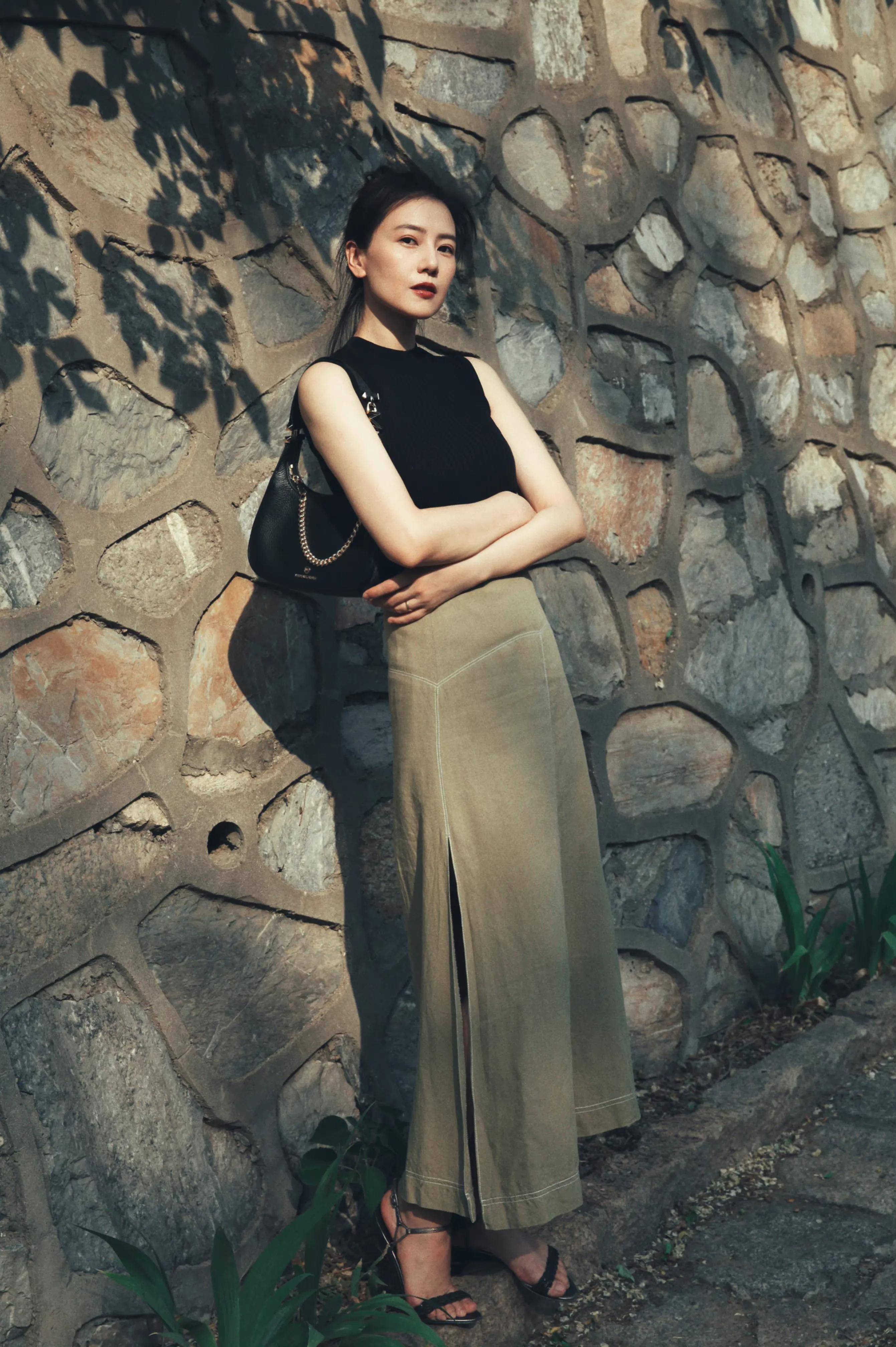 40 女性怎么穿衬衫,借鉴一下高圆圆的穿搭,减龄又时髦_气质端庄_蓝色