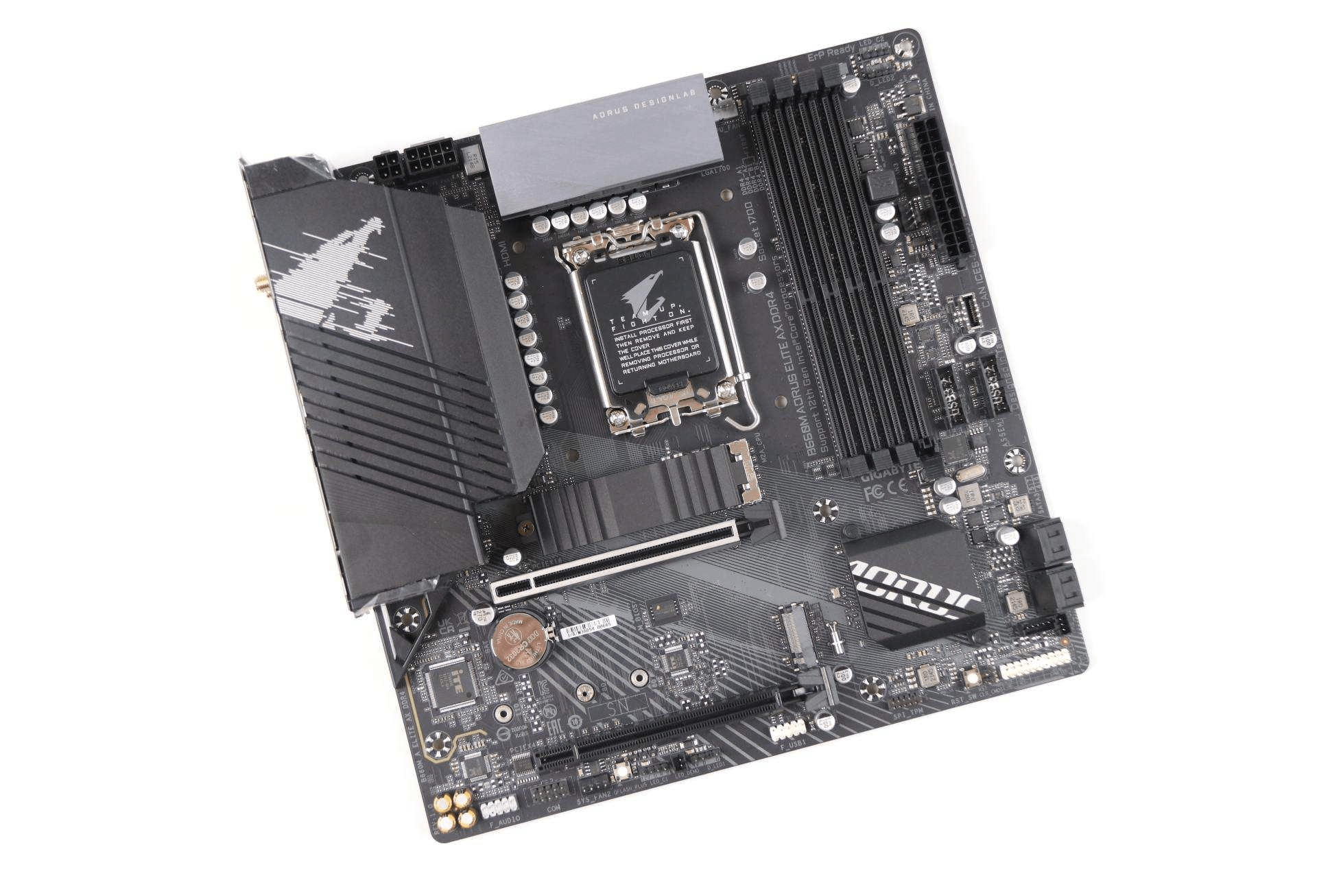 技嘉b660主板 入门级cpu,打造游戏办公双料主机,跑分超155万分_接口