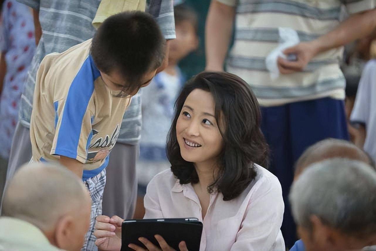刘蓓:一婚嫁富商,二婚嫁导演,三婚嫁富商,凭继子张若昀出名_电影_妈妈
