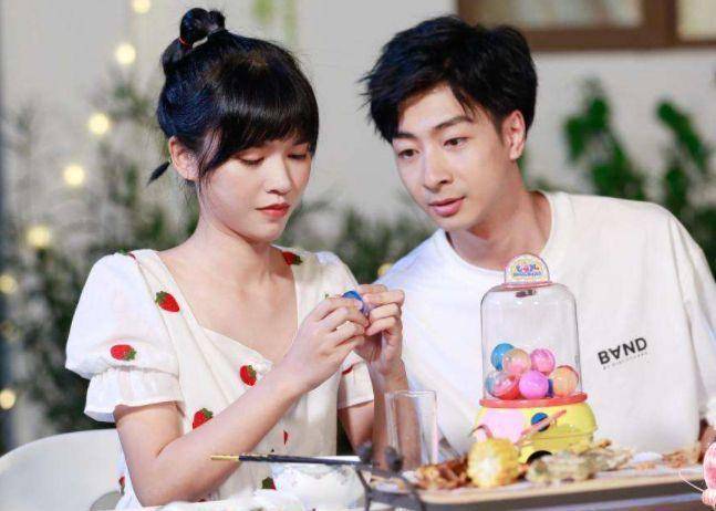 华晨宇,欧豪,白举纲,宁桓宇,于湉,张阳阳,饶威,贾盛强,居来提组成超强