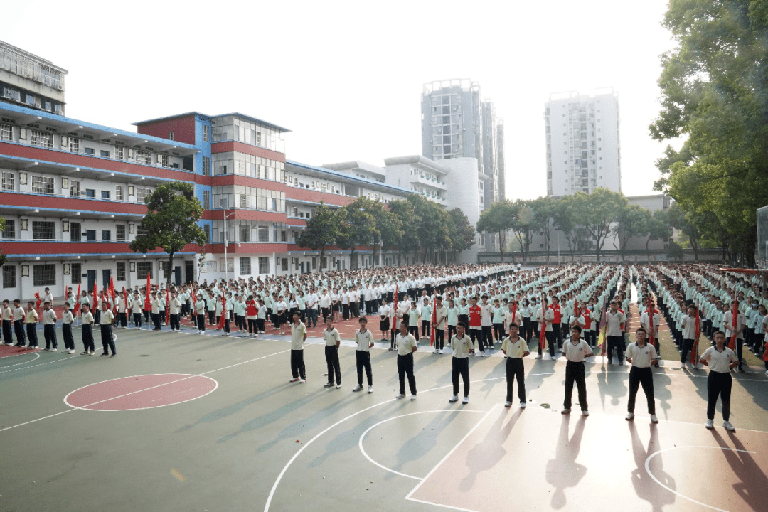 市军干所:老兵进校园红色宣讲 开启新学期第一思政课_革命_郴州_活动