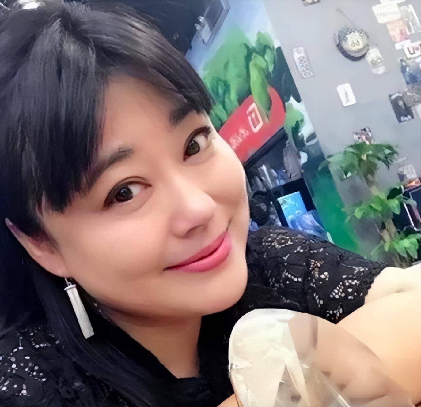 男方直播哭诉委屈,称已人财两空_李晶晶_刘震_王浩森