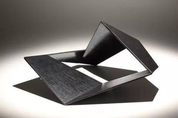 纳姆·加伯— 构成主义的先驱_雕塑_清尚_艺术品