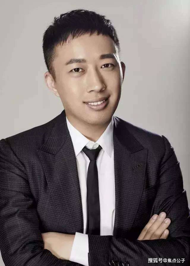 近日回复网友称自己是欢瑞祖宗,网友:虽戏多但捧人_钟君艳_世纪_陈援