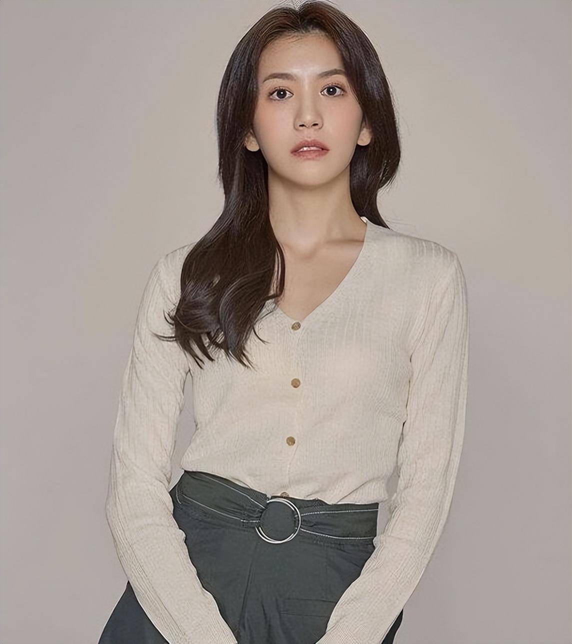 27岁刘珠恩自杀离世,最后遗书内容公开:对不起大家,我先走了_刘著恩