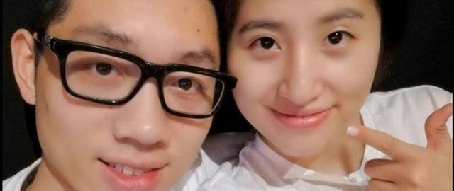 国乒里风趣帅气的小伙爱上了师姐,为了他放弃了乒乓球,和丁宁的关系