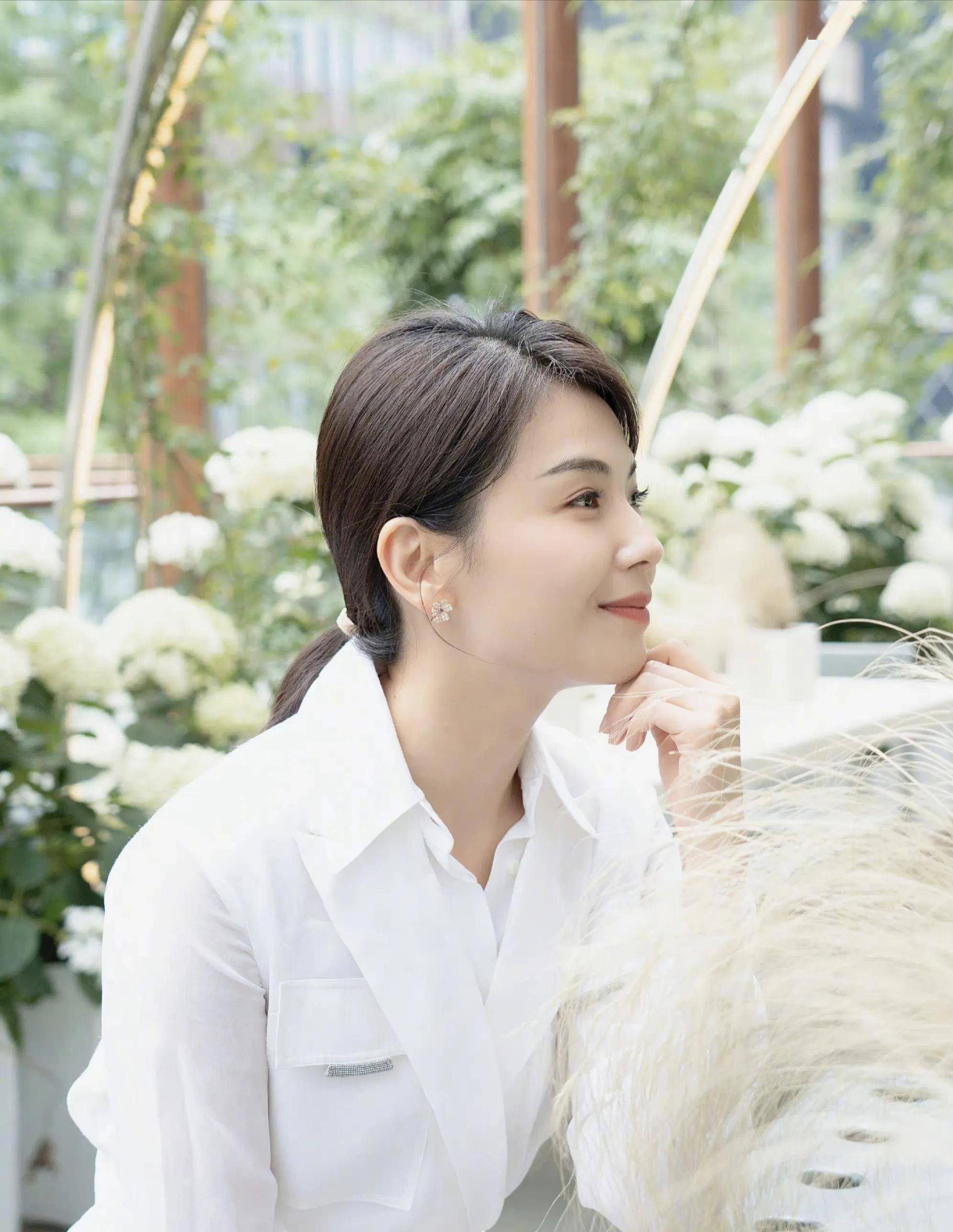 女明星刘涛时尚写真:秀丽端庄,雍容华贵_刘涛_写真_时尚