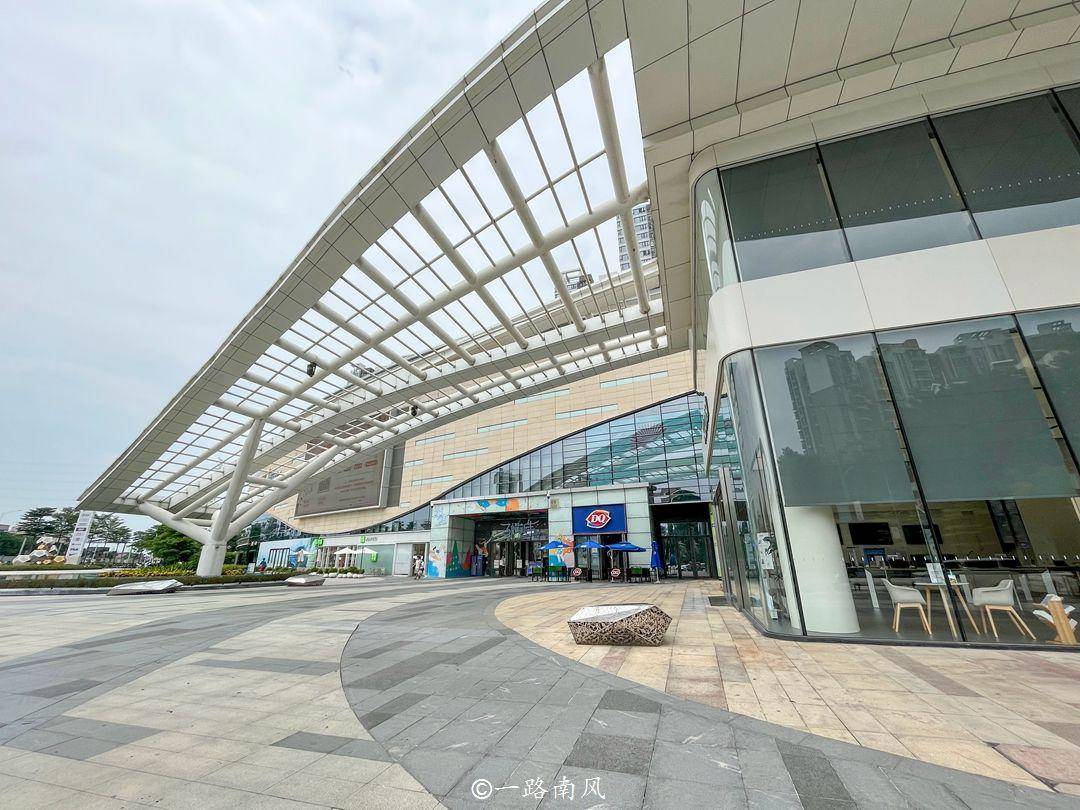 实拍广州郊区云门商场,靠近全市流量第三的地铁站,人气却不高_时间