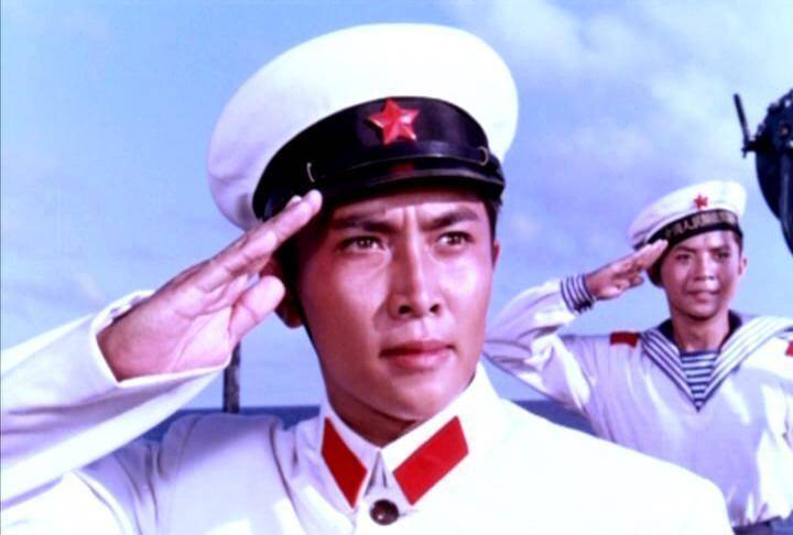 陈冲和唐国强的两张你的军装照,俊男靓女,美不胜收!