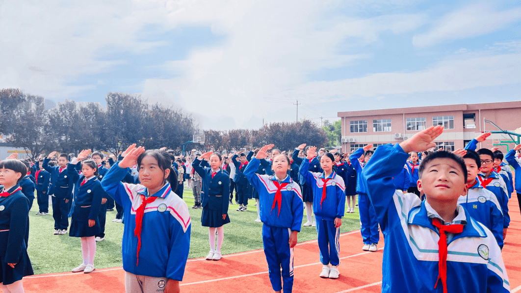 未央区杨善寨小学2022-2023学年第一学期开学典礼_全体师生_表彰_习惯