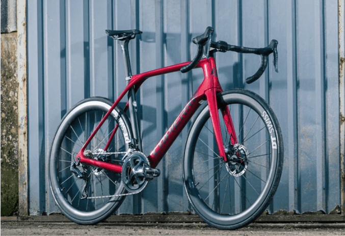 4%,它不像其他气动公路自行车那么轻,但这并不会妨碍felt的骑行乐趣.