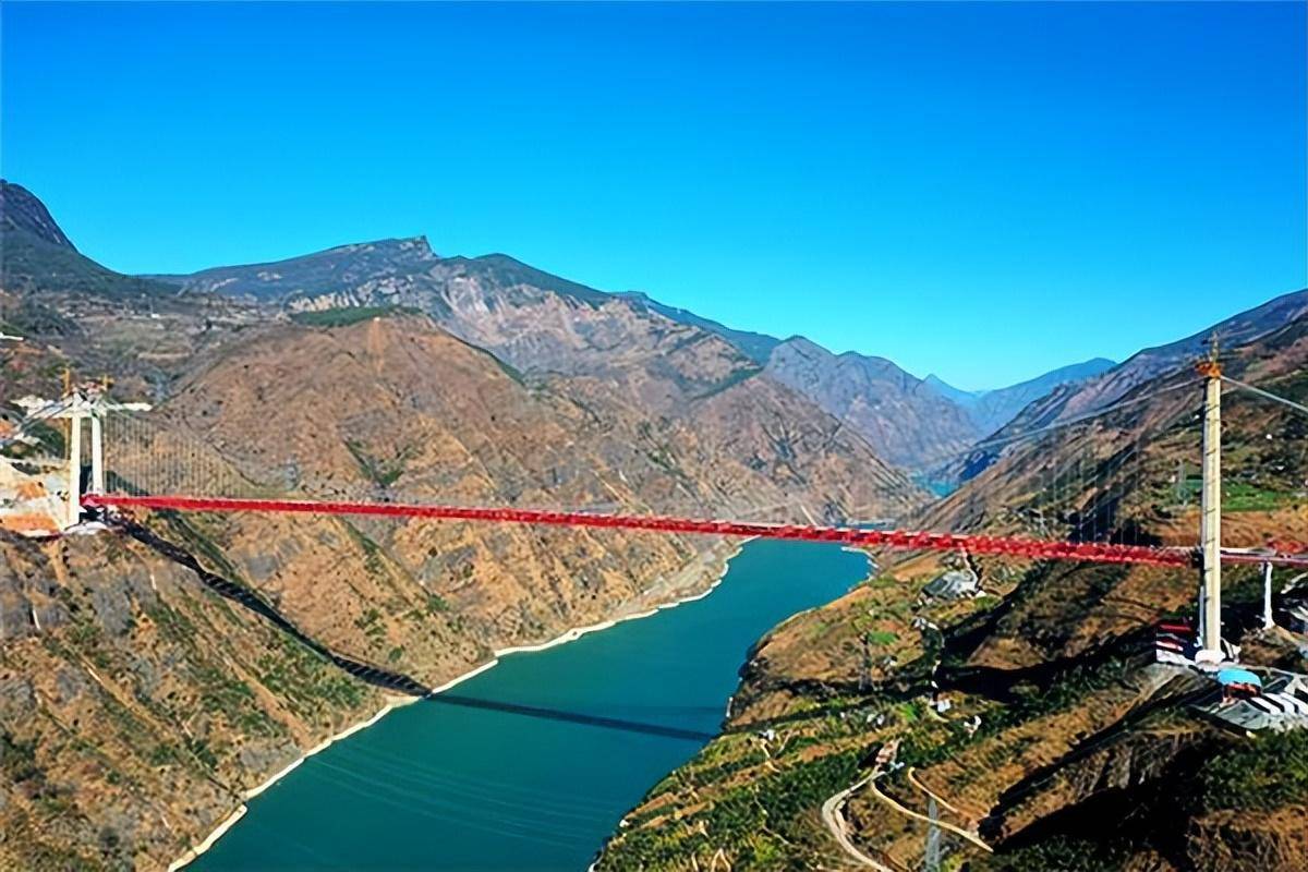 世界最大跨径峡谷悬索桥,金沙江大桥用4万吨钢丝,主桥长1681米