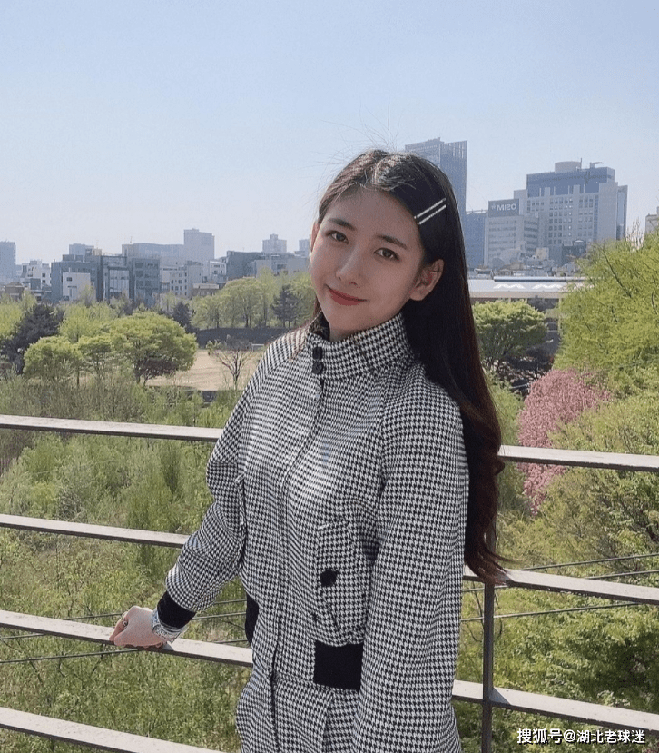 15岁小美女刚转型就夺冠,9年前参演过高分电影_朴旻厦_比赛_射击