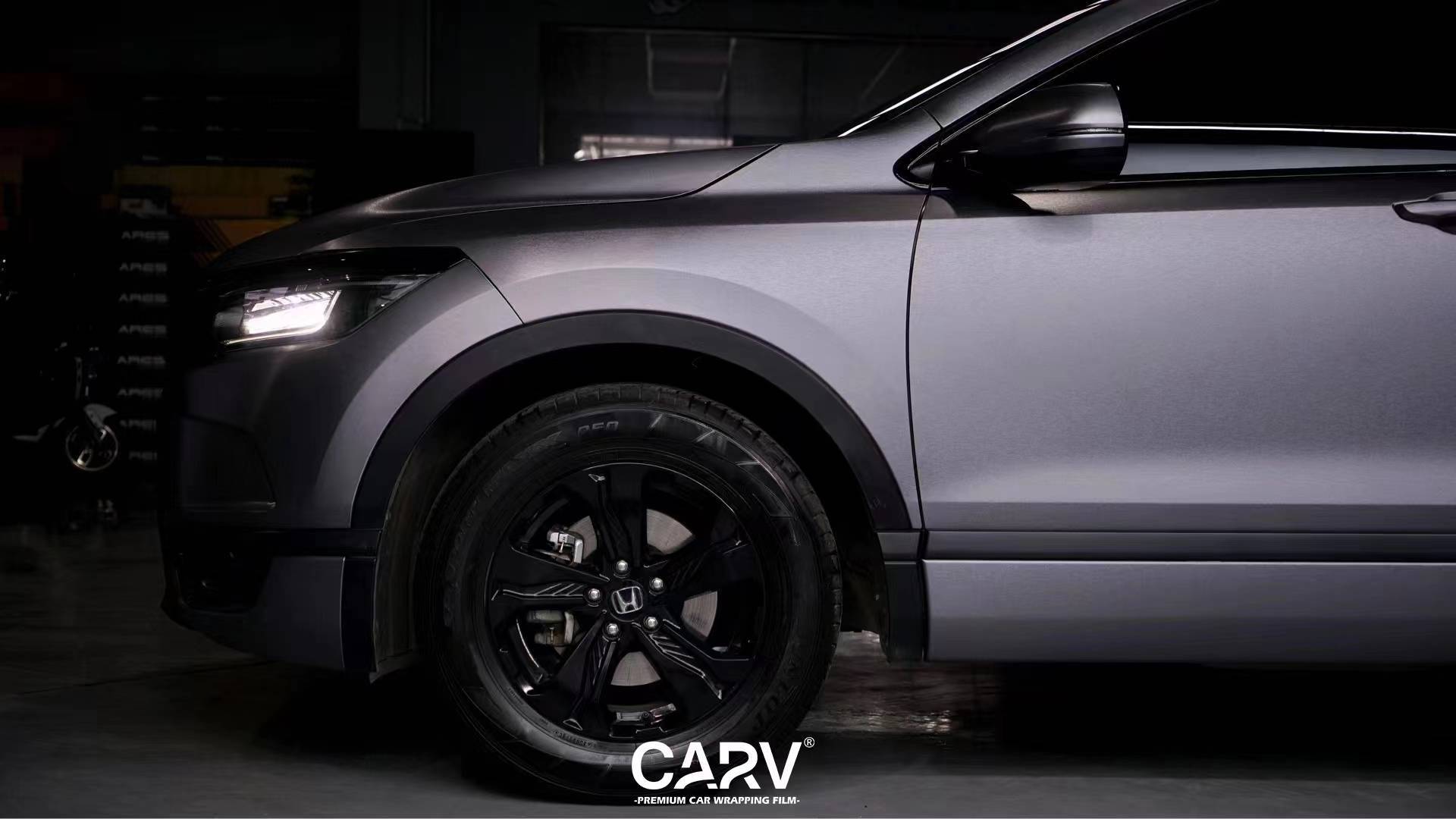 本田皓影卡孚改色膜拉丝金属铁灰,复古摩登 令人着迷_搜狐汽车_搜狐网