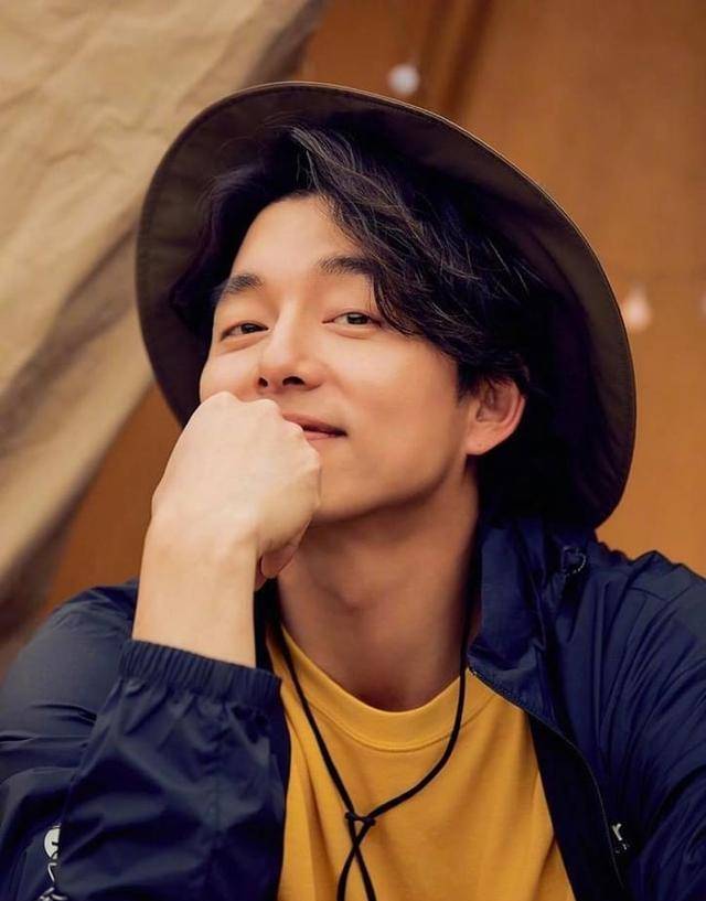 42岁孔刘又变帅了!