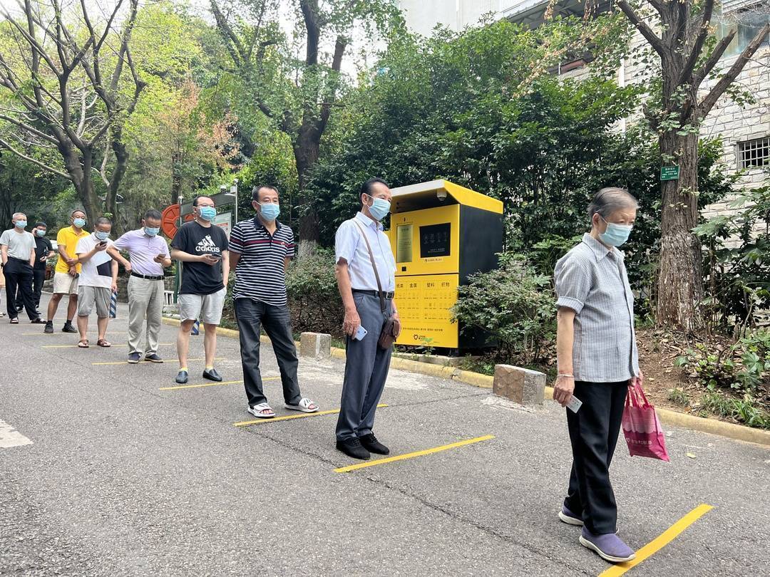 设置262个检测点 四川宜宾叙州区南岸街道、赵场街道、柏溪街道城区全员核酸检测有序开展