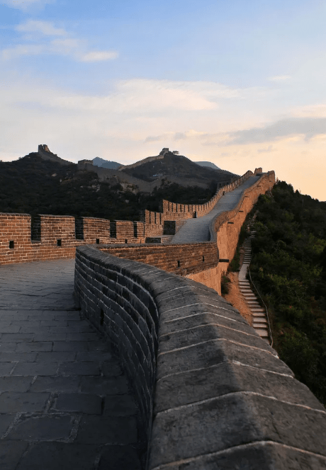 毛泽东3次登上故宫城墙，却不肯入宫门半步，只说“在这里看看”