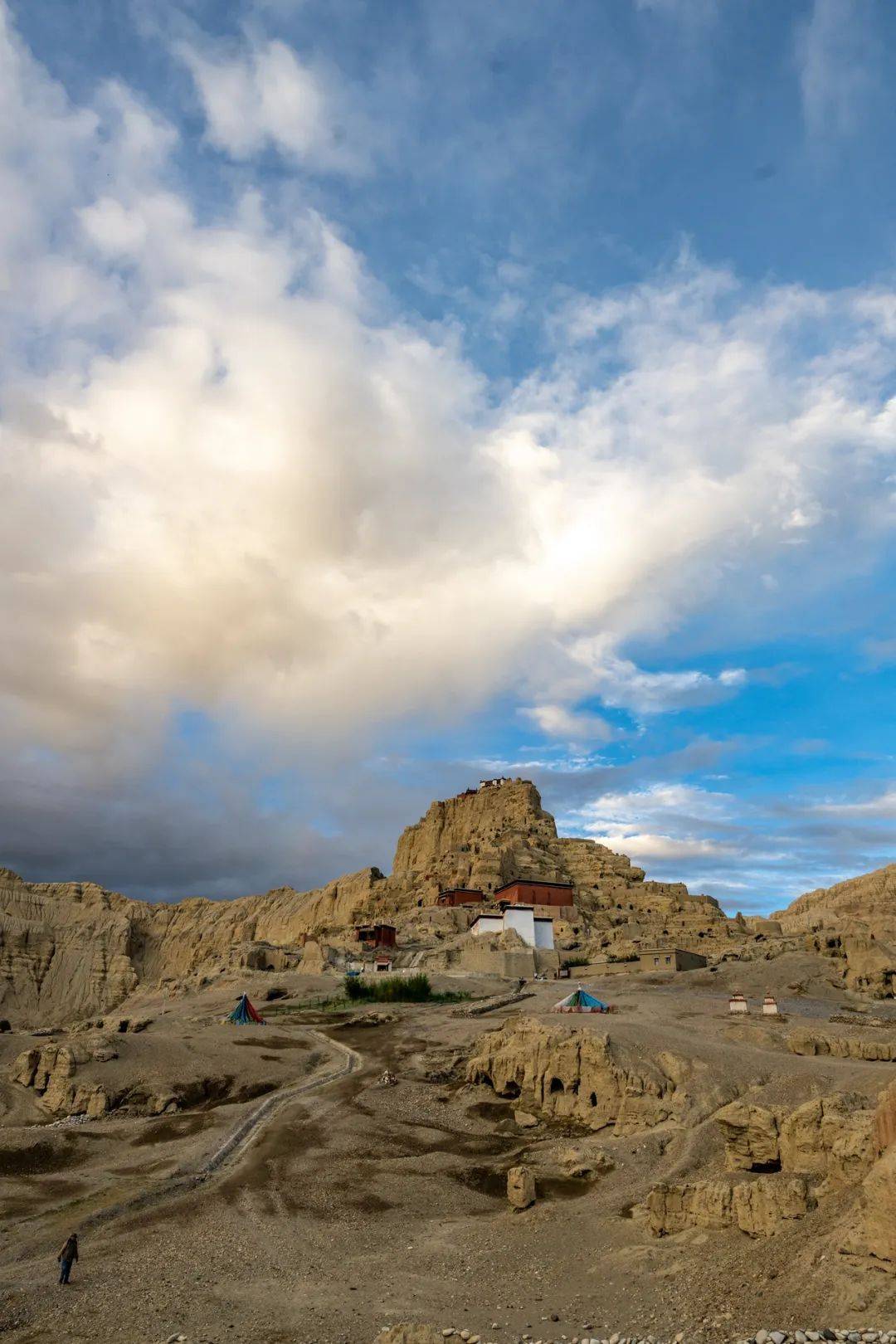 秘境之国古格王朝废墟,远古阿里辉煌的文明,惊世骇俗_壁画_遗址_德祖