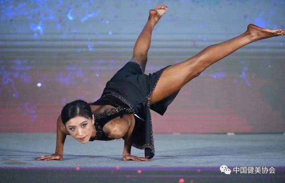 阜阳95后姐妹花,谁认识?_曹婧_曹淼_体育