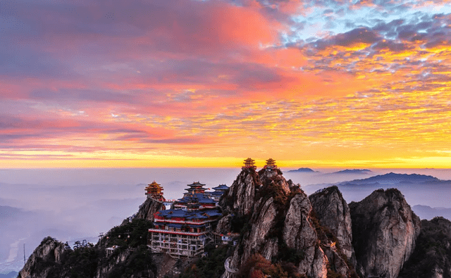 河南2大"可怜酒",辉煌时红遍大江南北,如今却沦落到无人知晓_宝丰