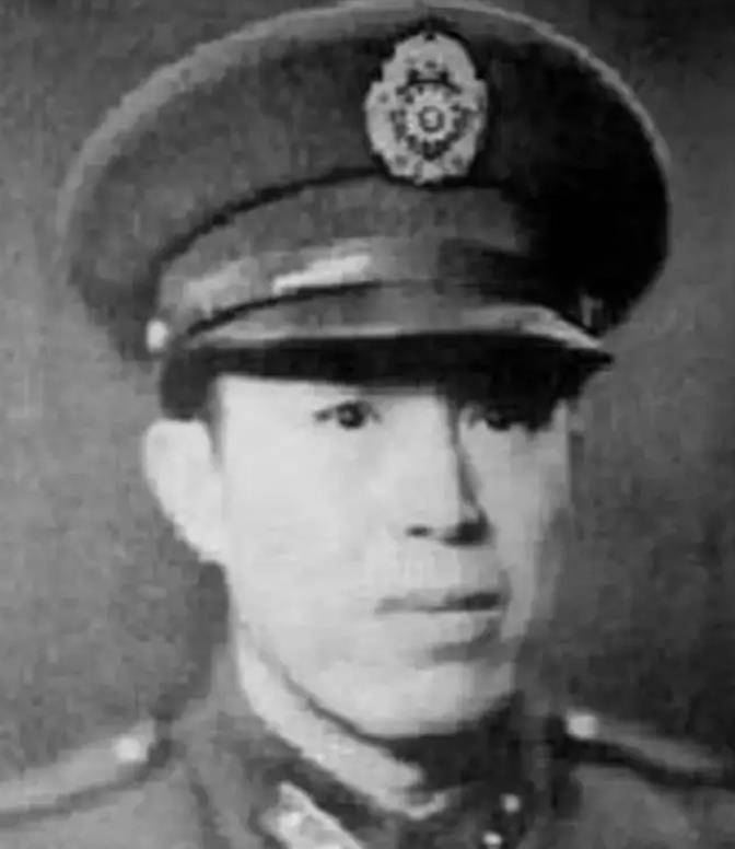 1972年,陈碧莲想要复合,郑洞国婉拒:我的工资,还不够她花十天_覃腊娥